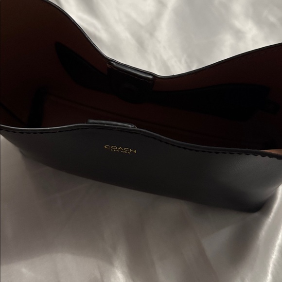 Coach Black Leather Shoulder Bag - Picture 3 of 3